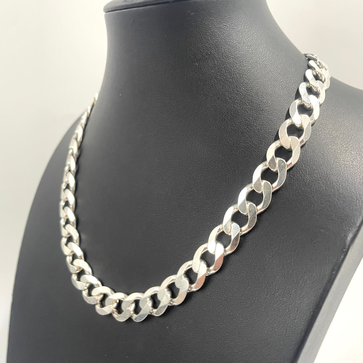 925 SILVER CURB CHAIN 18" 11MM
