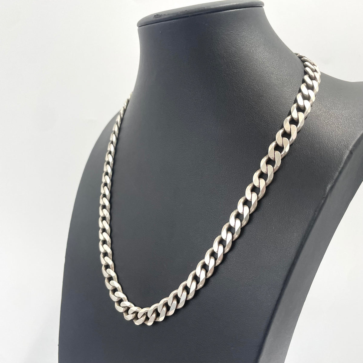 925 SILVER CURB CHAIN 20" 9MM