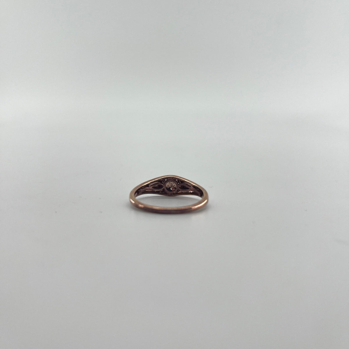 9ct Rose Gold Signet Ring With Diamonds Carat: 9ct Gold Colour: Rose Gold Size: R Stones: Diamond Weight: 2.16g