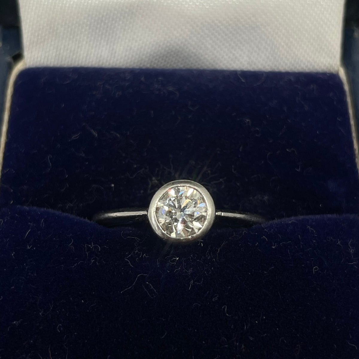 Platinum Ring with 0.70ct Diamond (IGI Certified) Size L 1/2