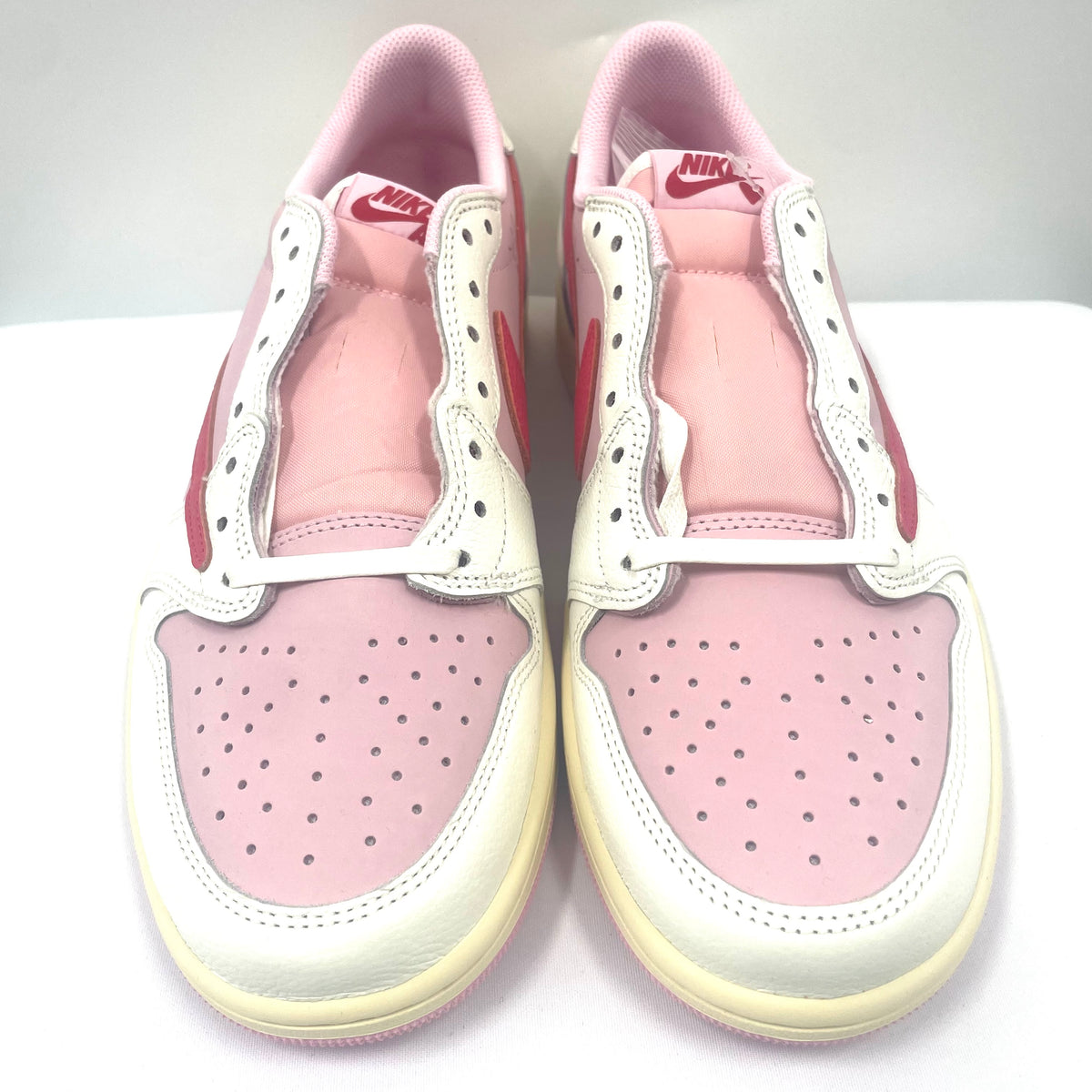 Travis x Jordan 1 Low - Tropic Pink UK9 BNDS