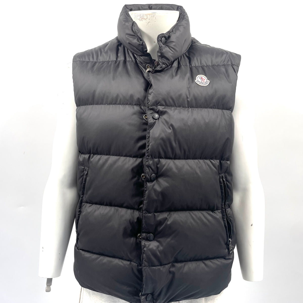 Moncler Black Padded Gilet – Pre-Owned, Good Condition, Size 3