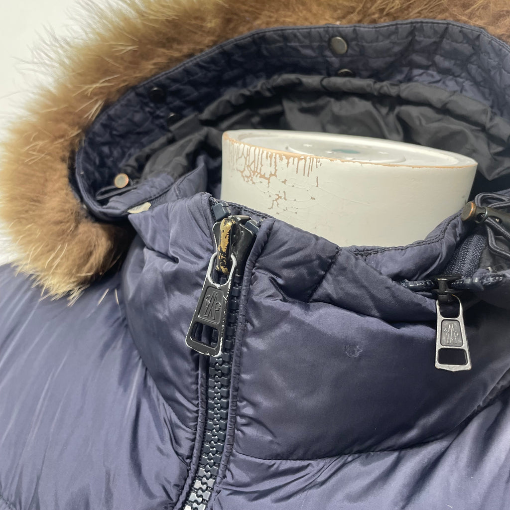 Moncler Mayaf Quilted Shell Down Jacket in navy blue