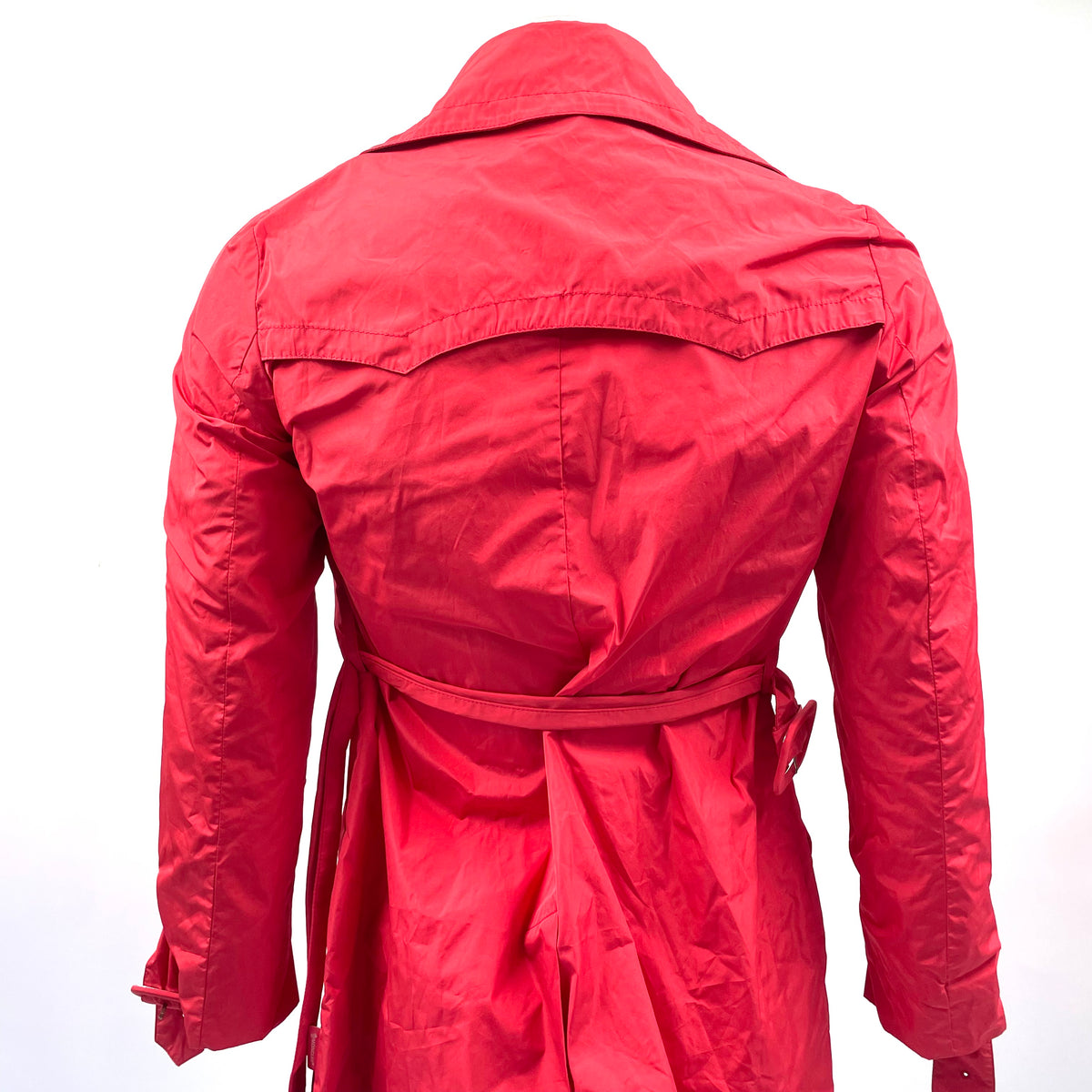 Moncler Magnolia Trench Coat in Vibrant Red – New