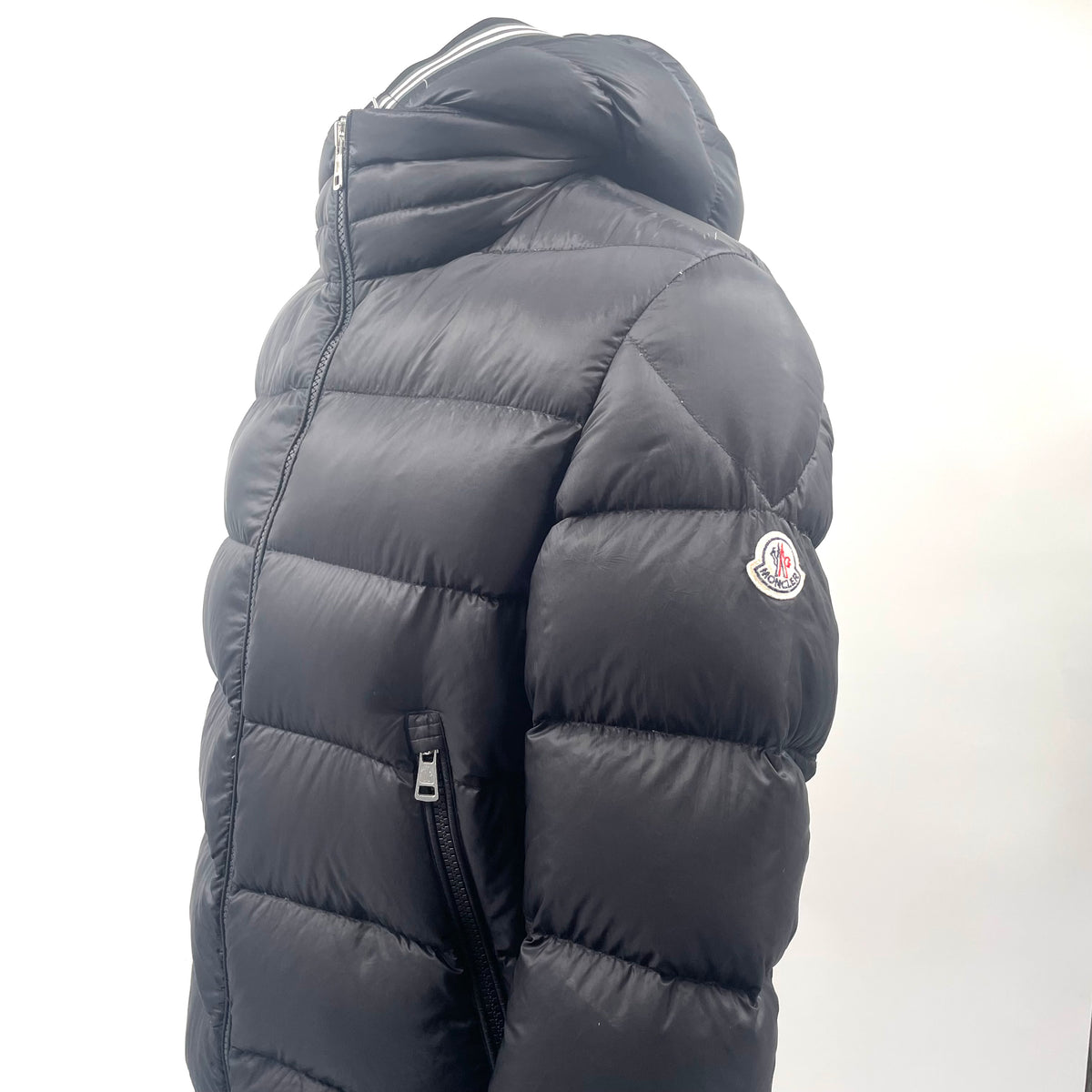 Moncler Puffer Jacket in Black