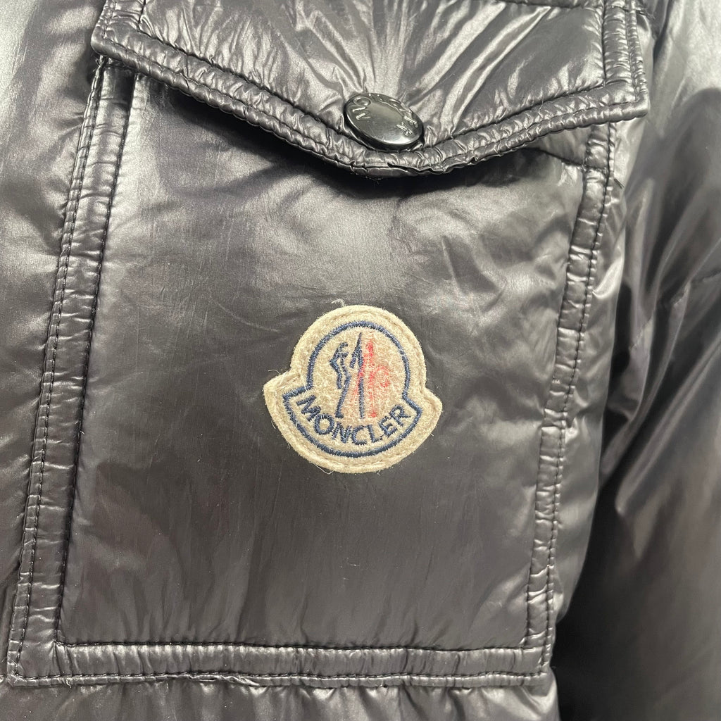 Moncler Montbeliard Short Down Jacket