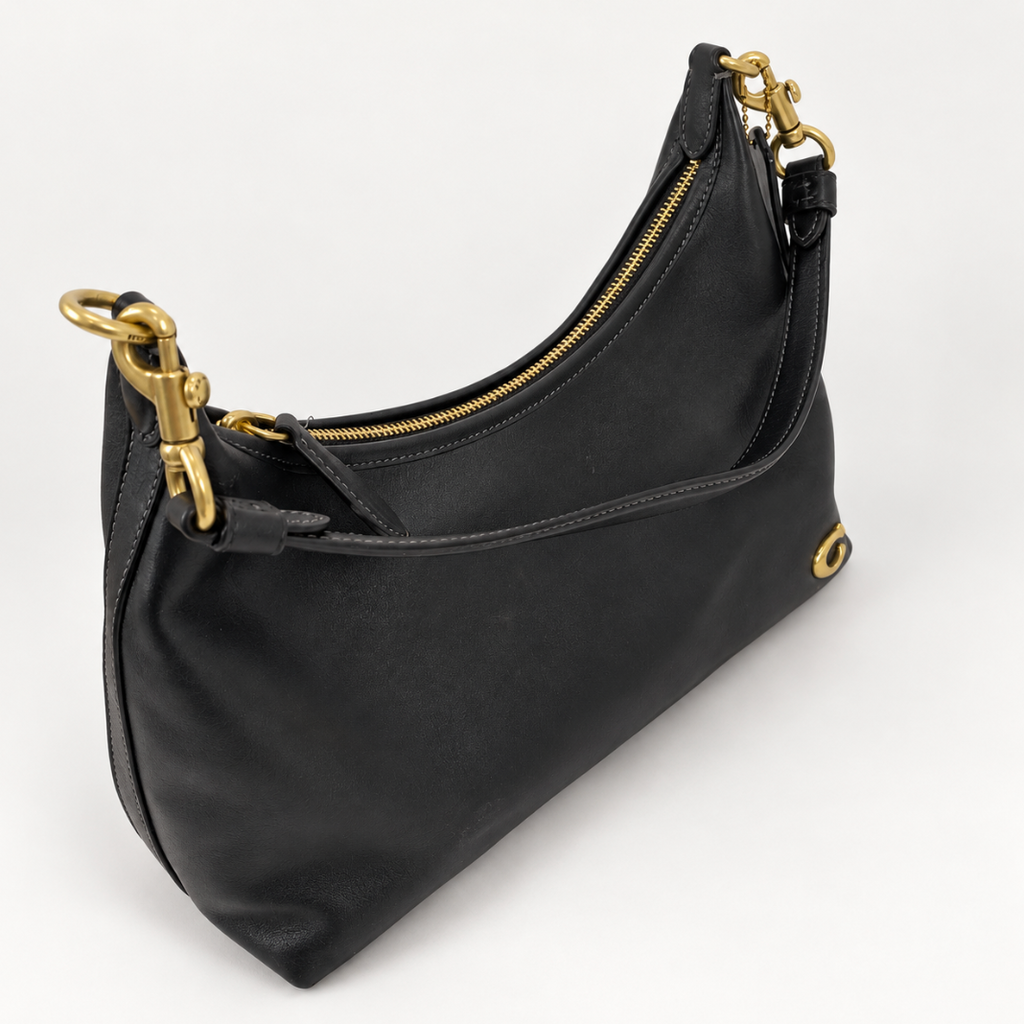 Coach Teri Hobo Bag in Black Leather – Gold-Tone Hardware