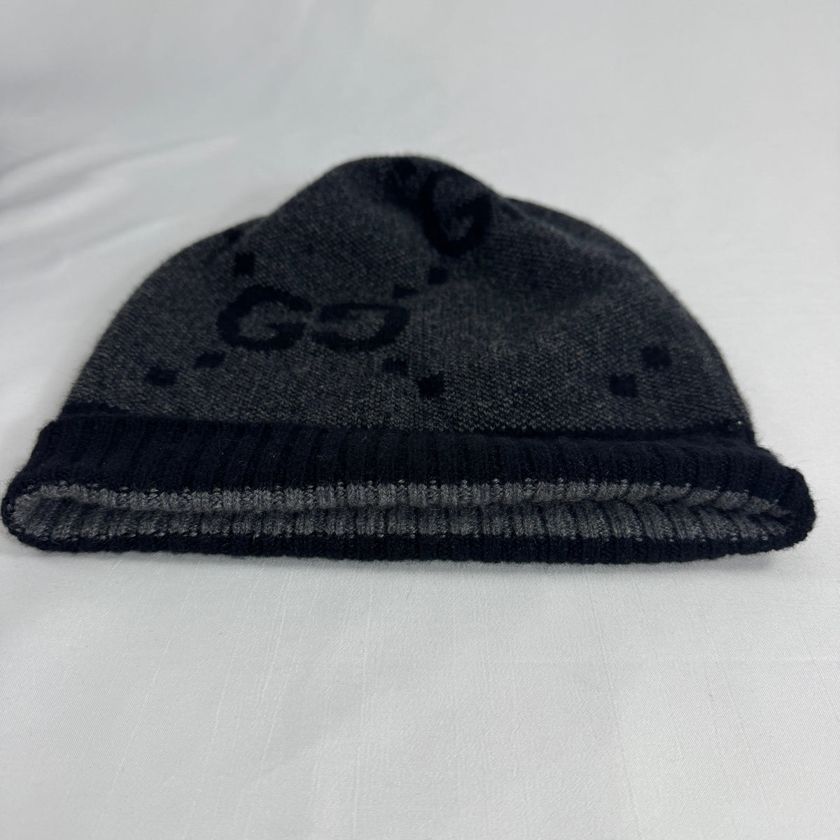 Gucci Cashmere Beanie crafted from soft premium cashmere, featuring a classic minimalist design with exceptional warmth,