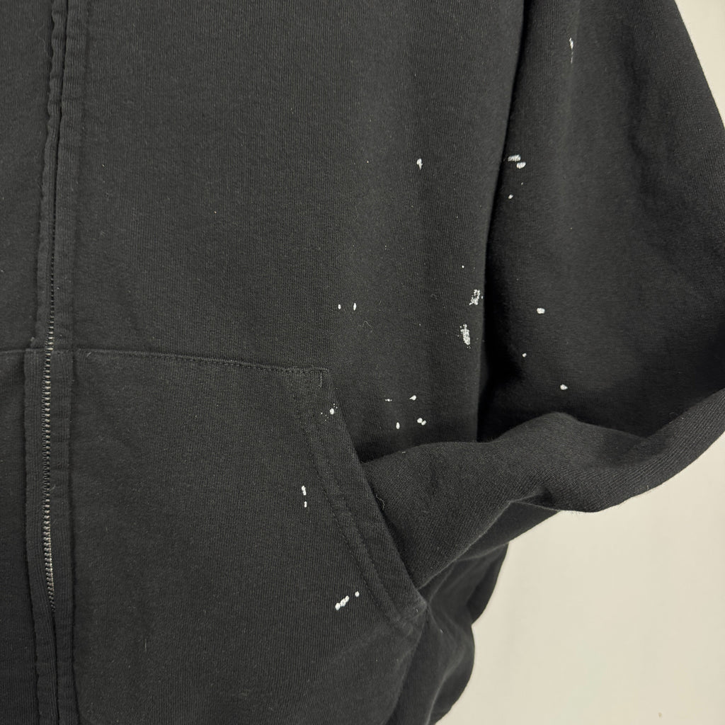 The Supreme x Maison Margiela Box Logo Zip Up is a limited-edition collaboration hoodie featuring Supreme’s iconic Box Logo,